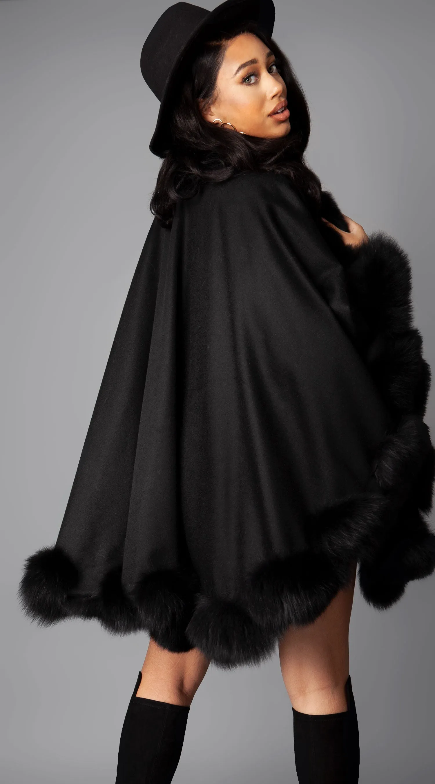 Cashmere Spiral Cape - Black