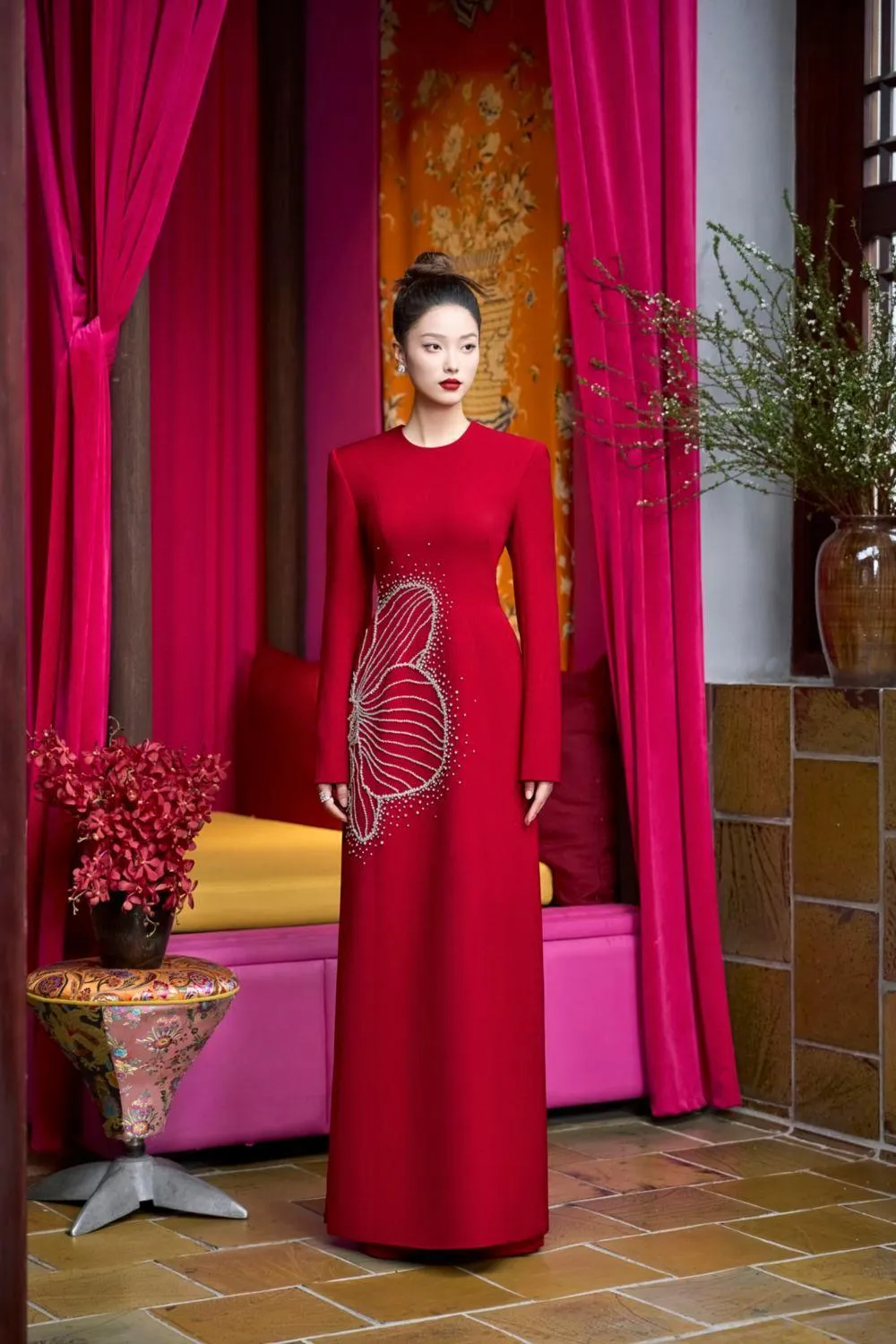 Heritg Sheath Long Sleeved Velvet Satin Floor Length Ao Dai