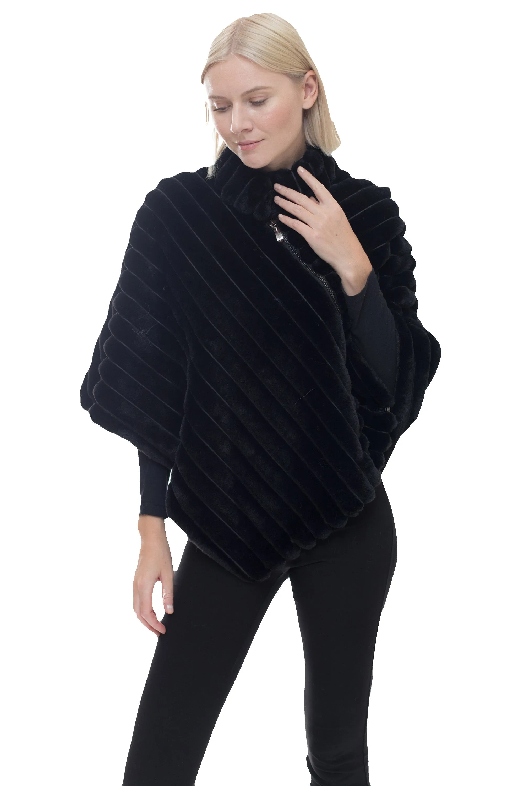 INGRAM - Asymmetric Quilted Poncho