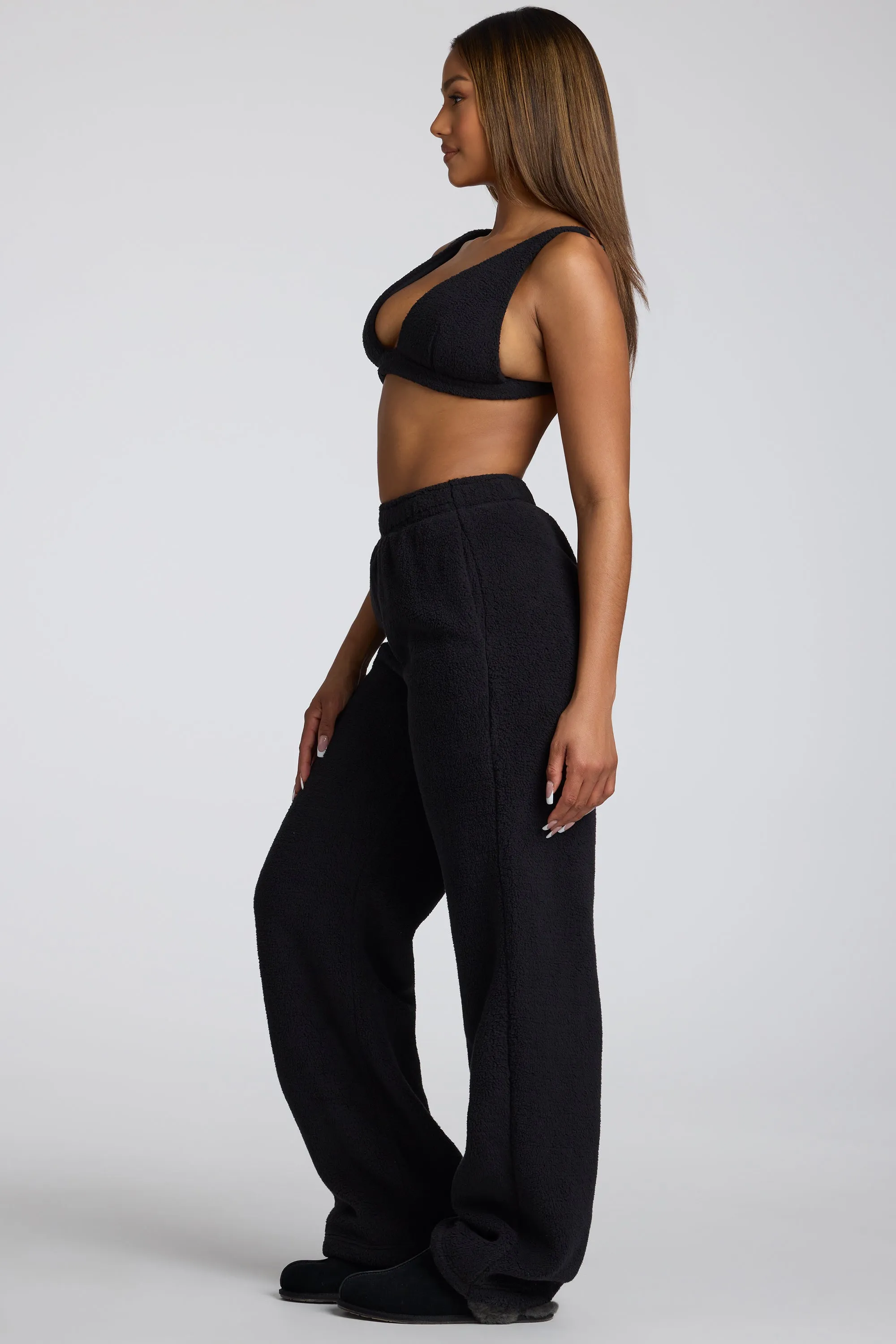 Petite Low Rise Straight Leg Fleece Joggers in Black