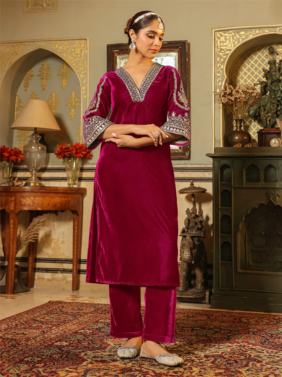 Pink Velvet Zari Embroidered Straight Kurta Set