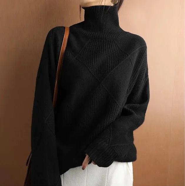 Ribbed Turtleneck Sweater – Geometric Knit Pattern for Casual Elegance