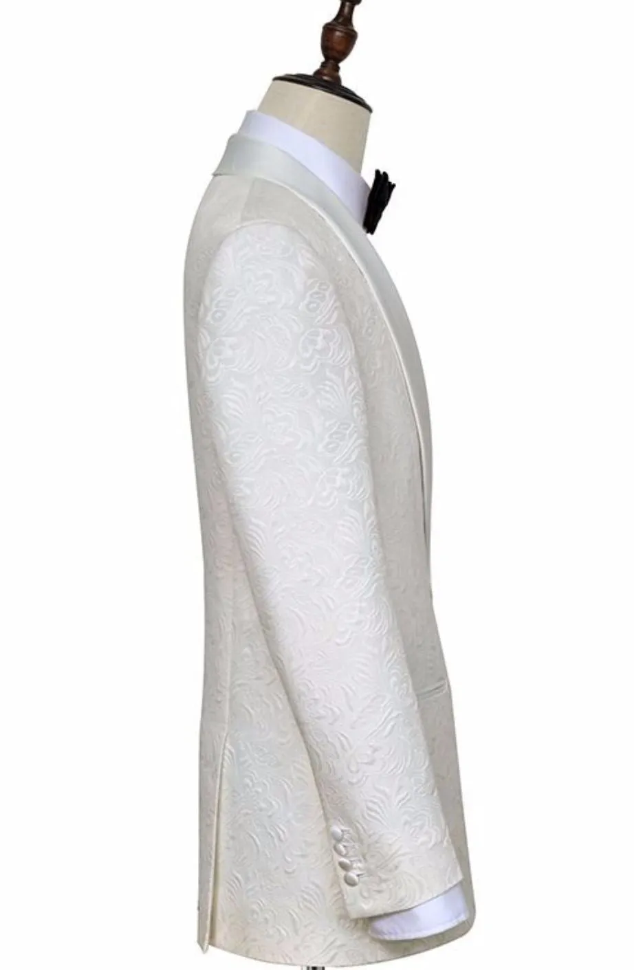 White Wide-Shawl Lapel Tuxedo