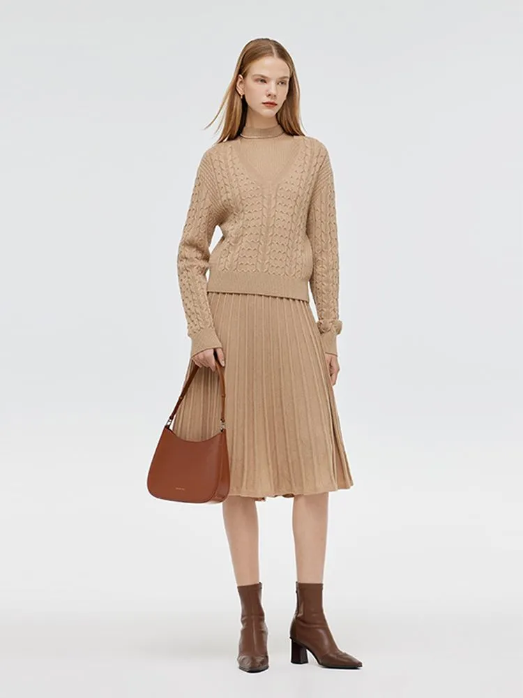 Wool V-Neck Women Sweater And Sleeveless Midi Dress Two-Piece Set